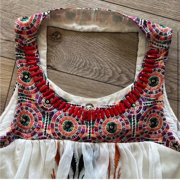 Anthropologie Small Akemi + Kin Siargao Boho Embroidered Beaded Flowy Tank - Picture 3 of 5